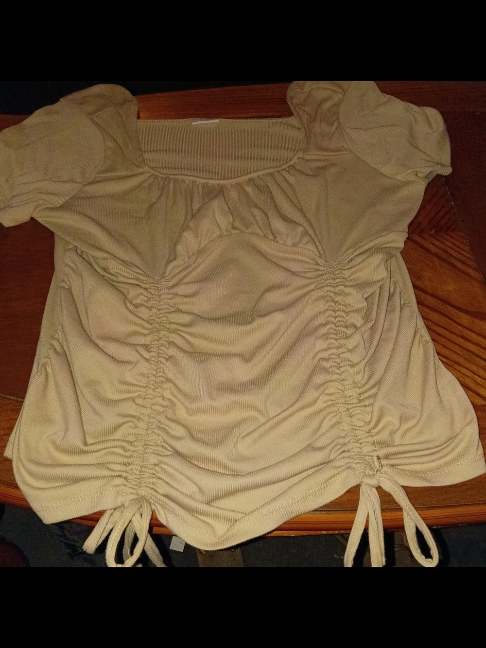 Rue21 Cream Ruched Drawstring Short Sleeve Top